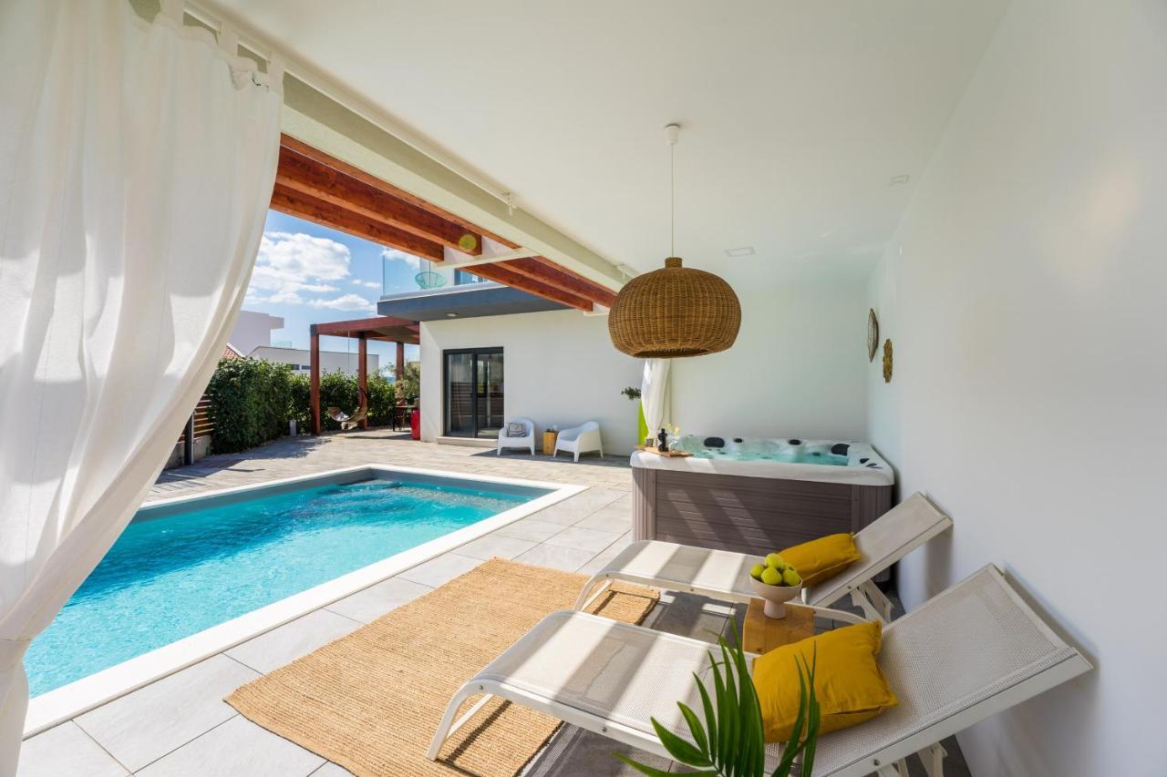 Villa Olea With Heated Pool And Jacuzzi Sukosan Bagian luar foto