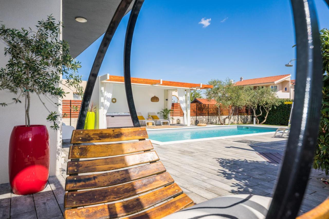 Villa Olea With Heated Pool And Jacuzzi Sukosan Bagian luar foto